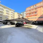 Apartament Bright Flat With Terrace Overlooking The Sea