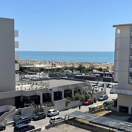 Bright Flat With Terrace Overlooking The Sea Apartment
